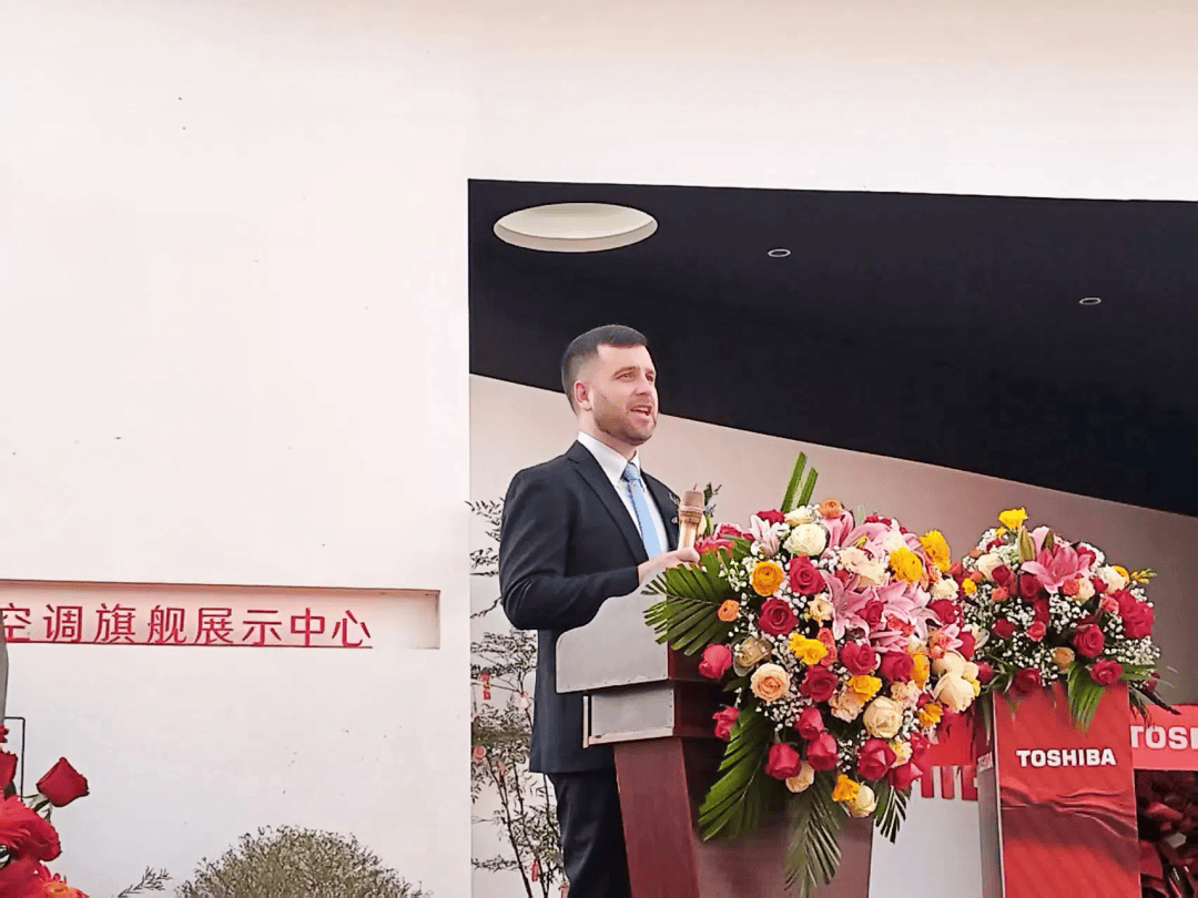 章 东芝空调昆明旗舰店盛大开业j9九游会(中国)网站春城启新